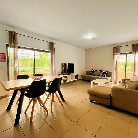 Awesome In Da Rocha *