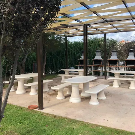 Апартаменты Awesome In Da Rocha Портиман